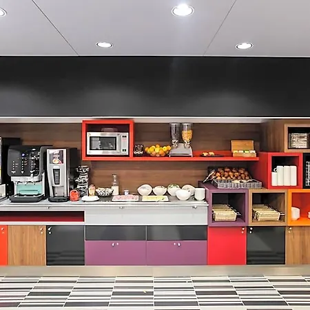 Hotell Reseda 3*