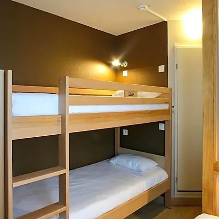 Reseda Hotell 3*