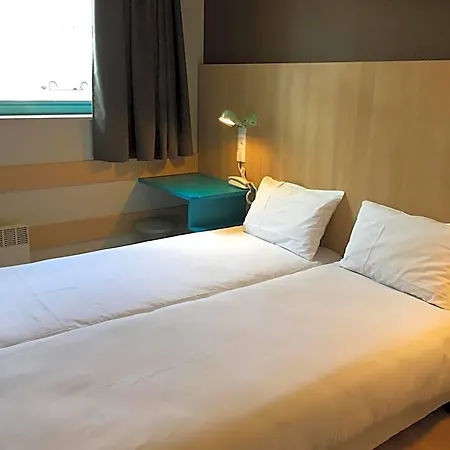 Reseda Hotell 3*