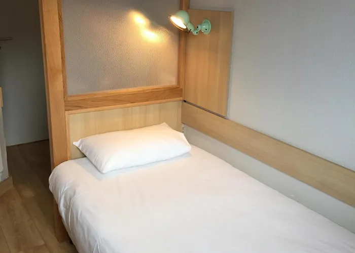 レゼダ 3* バニョレ